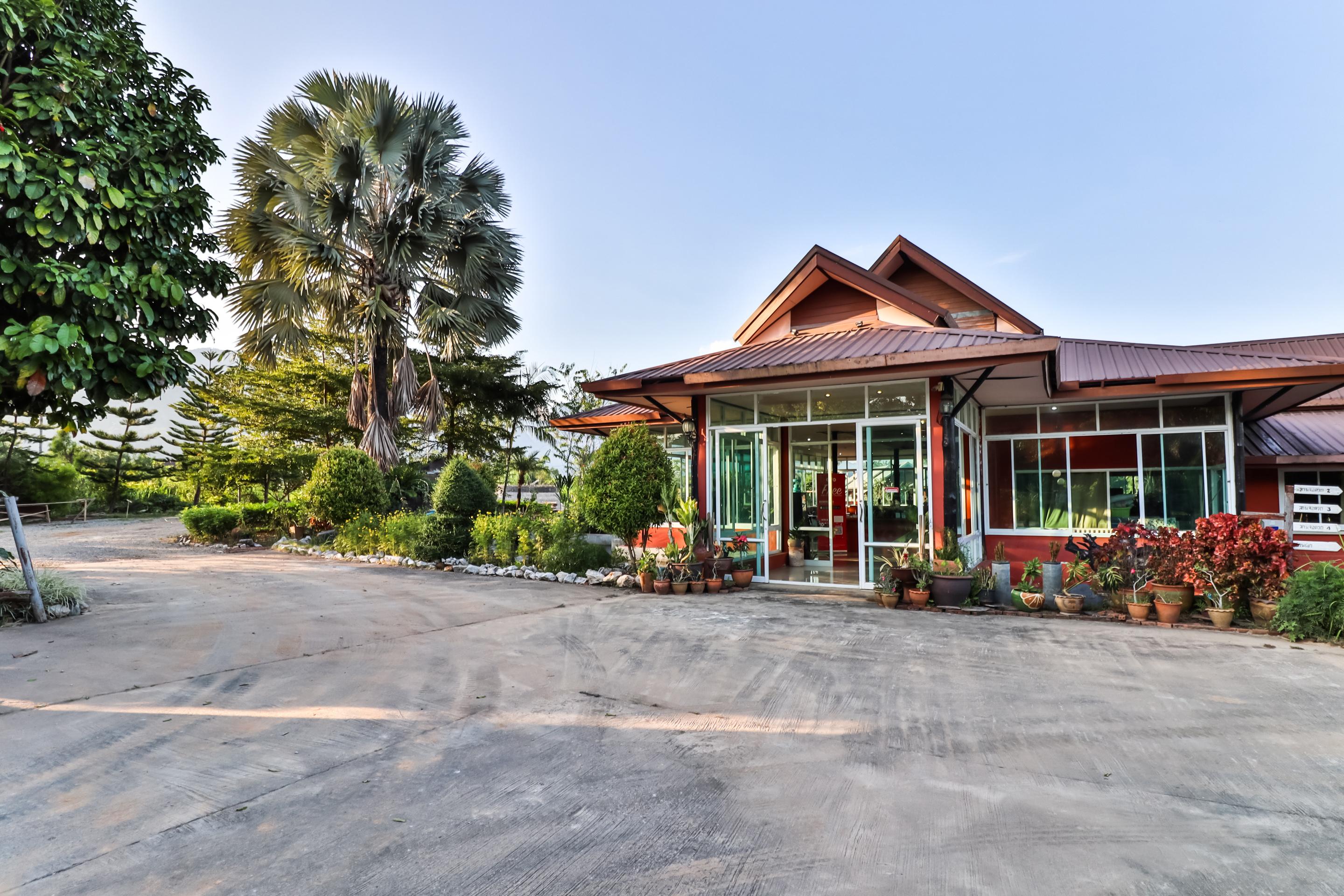 OYO 416 Golden Nakara Resort Maesai Mae Sai Exteriör bild